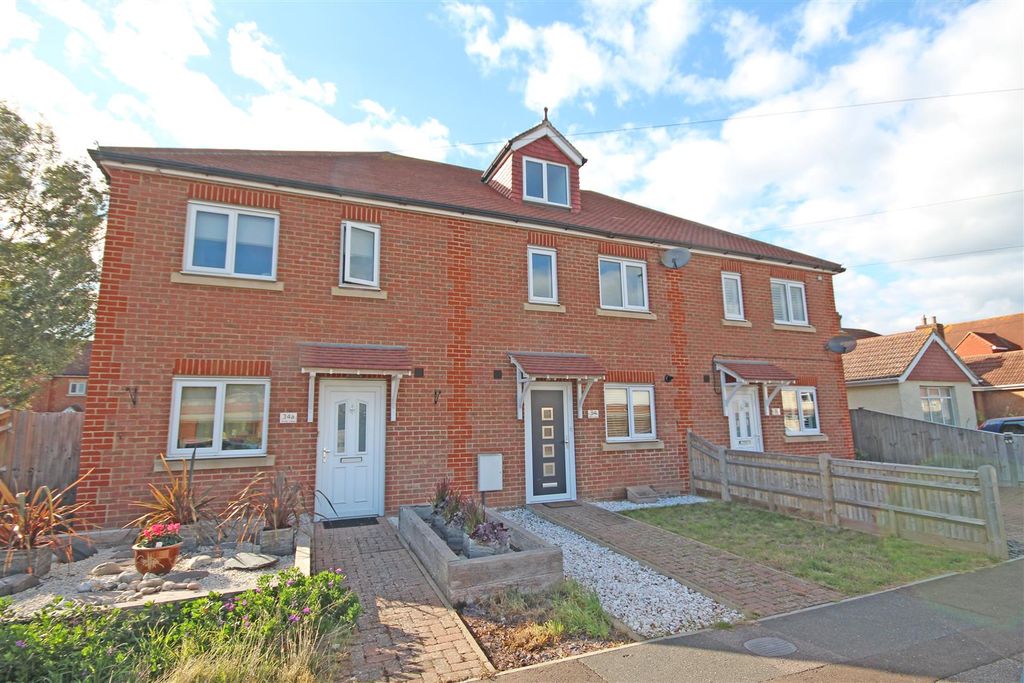 Property photo 1 of 13 Front