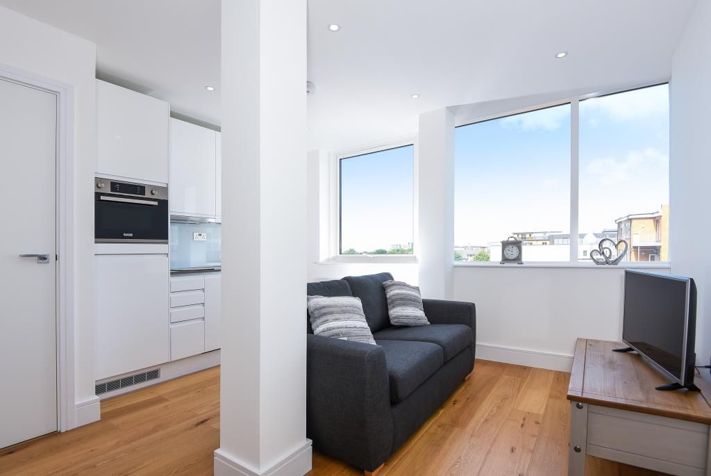 Property photo 1 of 11 Reception Room