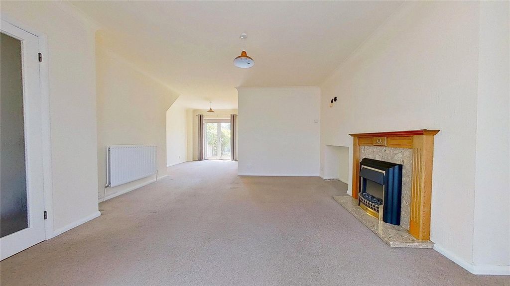 Property photo 2 of 16 Picture No. 08