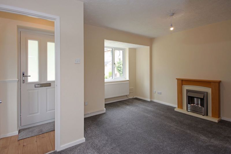 Property photo 3 of 15 Photo 4