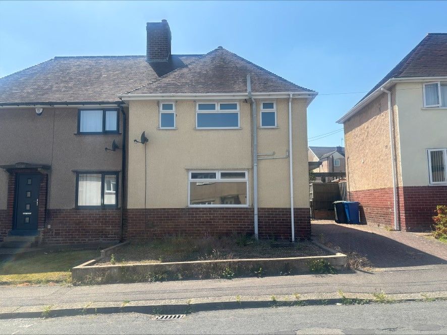 Property photo 1 of 12
