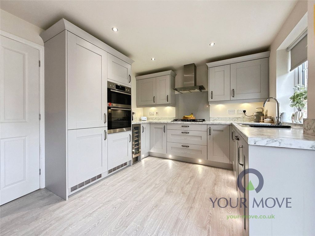 Property photo 3 of 18 Picture No. 06