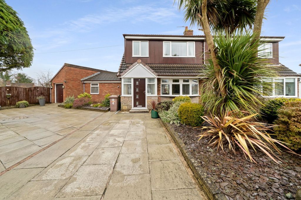 Property photo 1 of 25