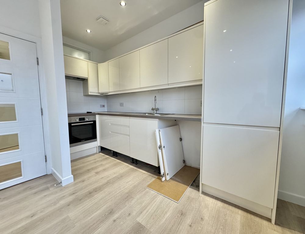 Property photo 1 of 6 Image