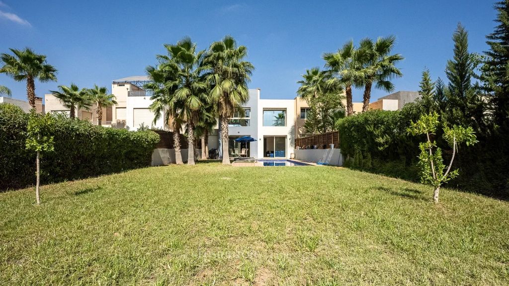 Property photo 2 of 26