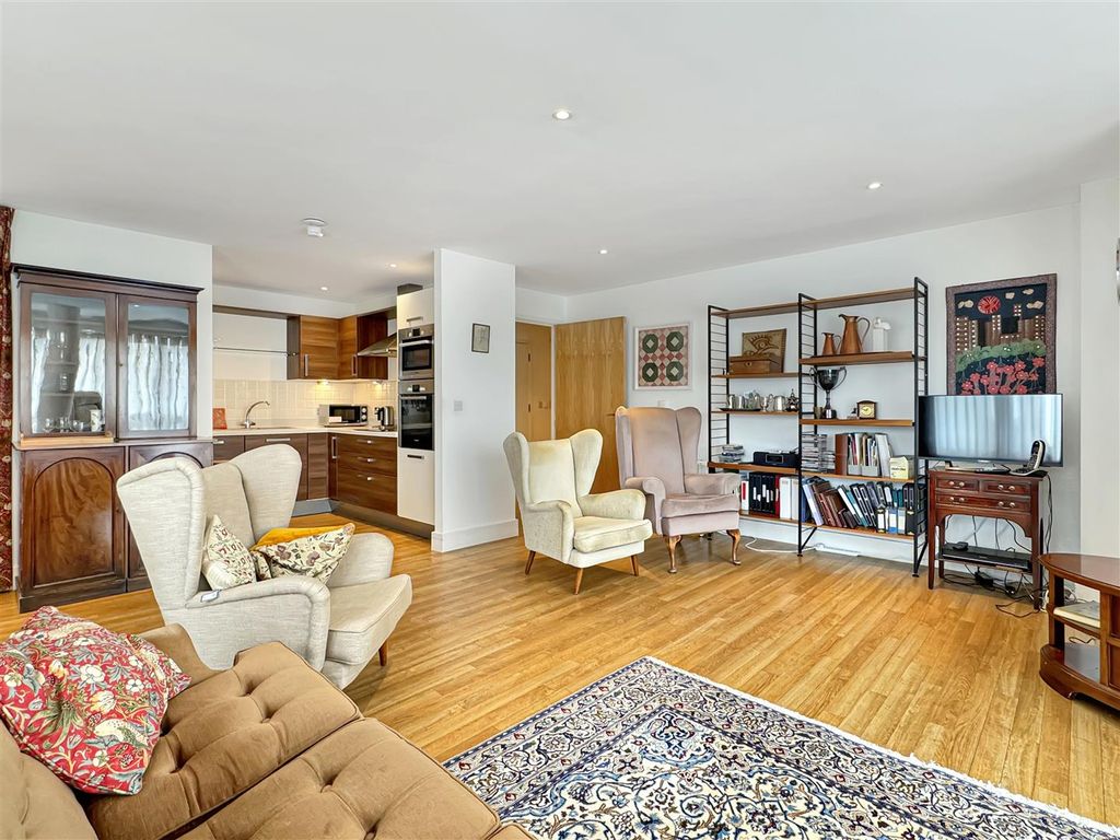 Property photo 3 of 20 Img (1).Jpg