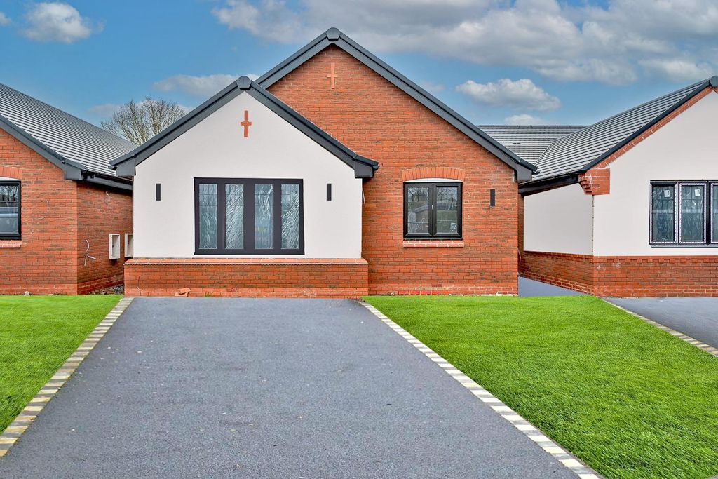 Property photo 1 of 4 75159132-32cd-44Ab-Adb8-1A6cd8850E49.Jpg