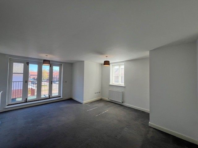 Property photo 2 of 8 Living Room