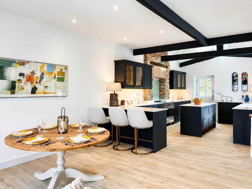 Property photo 3 of 12 Kitchen Dining Area.Png