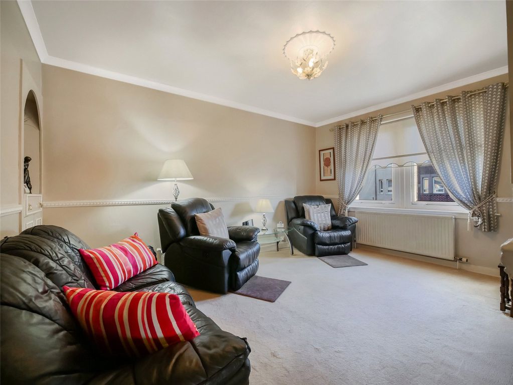 Property photo 2 of 15 Picture No. 04