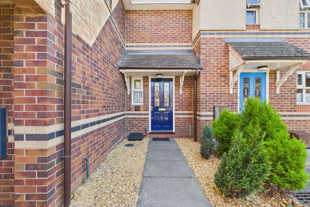 Property photo 2 of 18 Ewemove Spalding - Patriot Close - Front Of House