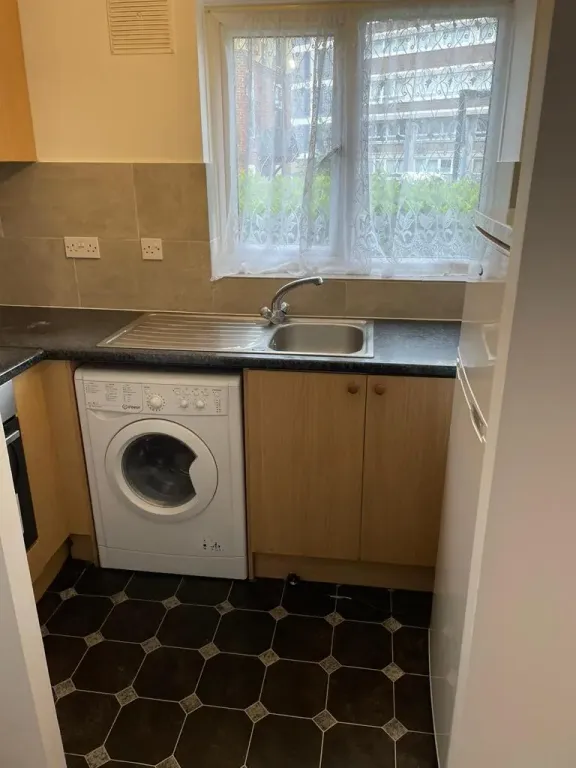 Property photo 2 of 5