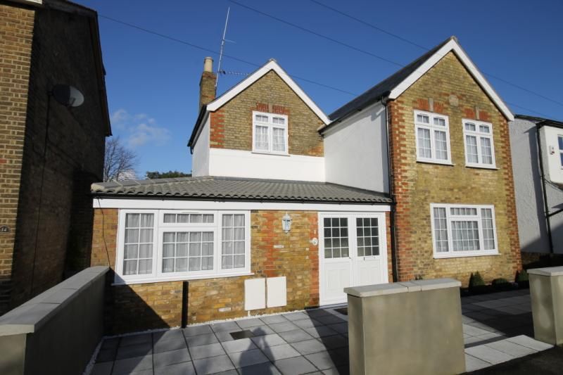 Property photo 1 of 16 Exterior