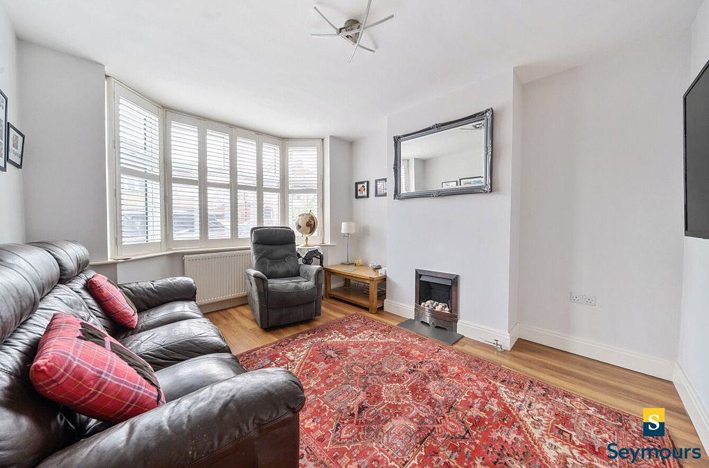 Property photo 2 of 21 Picture No. 52