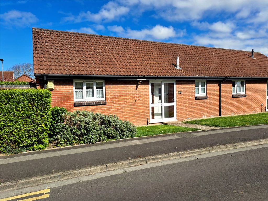 Property photo 1 of 10 Picture No. 05