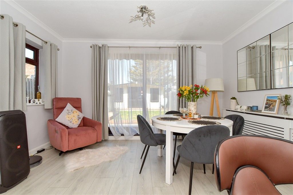 Property photo 3 of 19 Dining Area