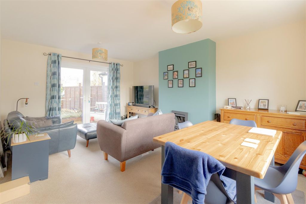 Property photo 2 of 12 Image00003.Jpeg