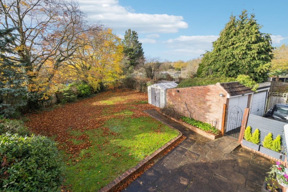 Property photo 2 of 23