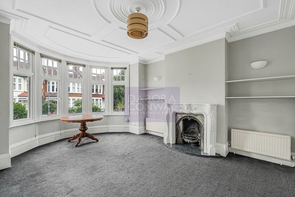 Property photo 2 of 13