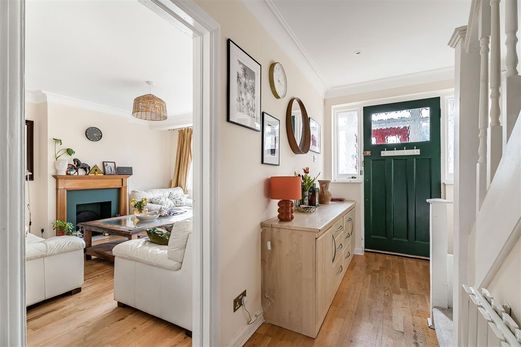 Property photo 3 of 20 4_76816.Jpg