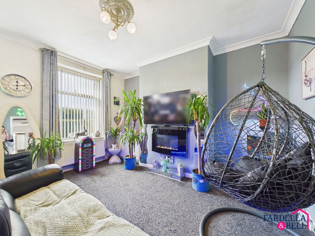 Property photo 3 of 10