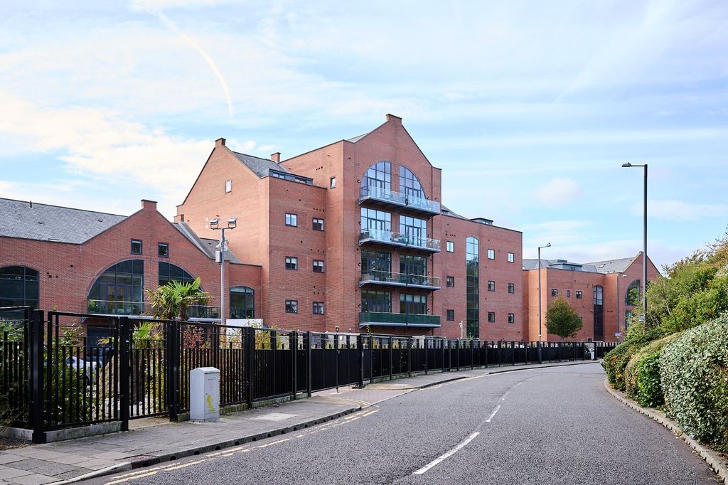 Property photo 1 of 22 5236251
