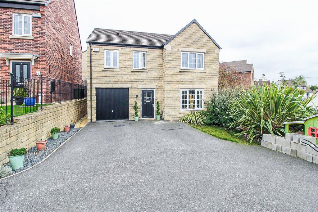 Property photo 1 of 14