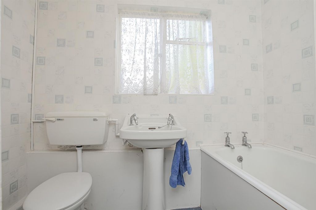 Property photo 3 of 8 Img_3093.Jpg