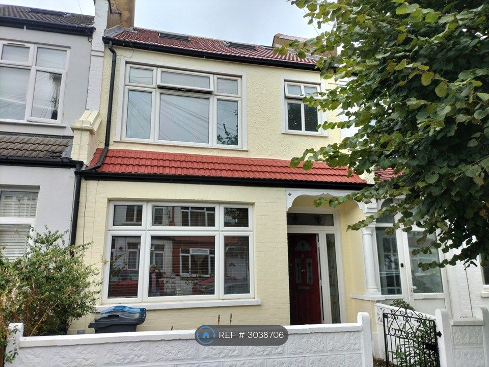 Property photo 1 of 6