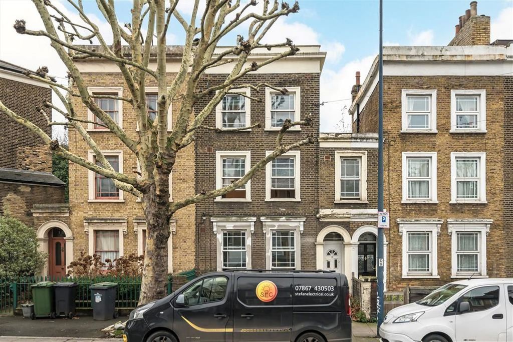 Property photo 1 of 5