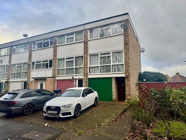 Property photo 1 of 9