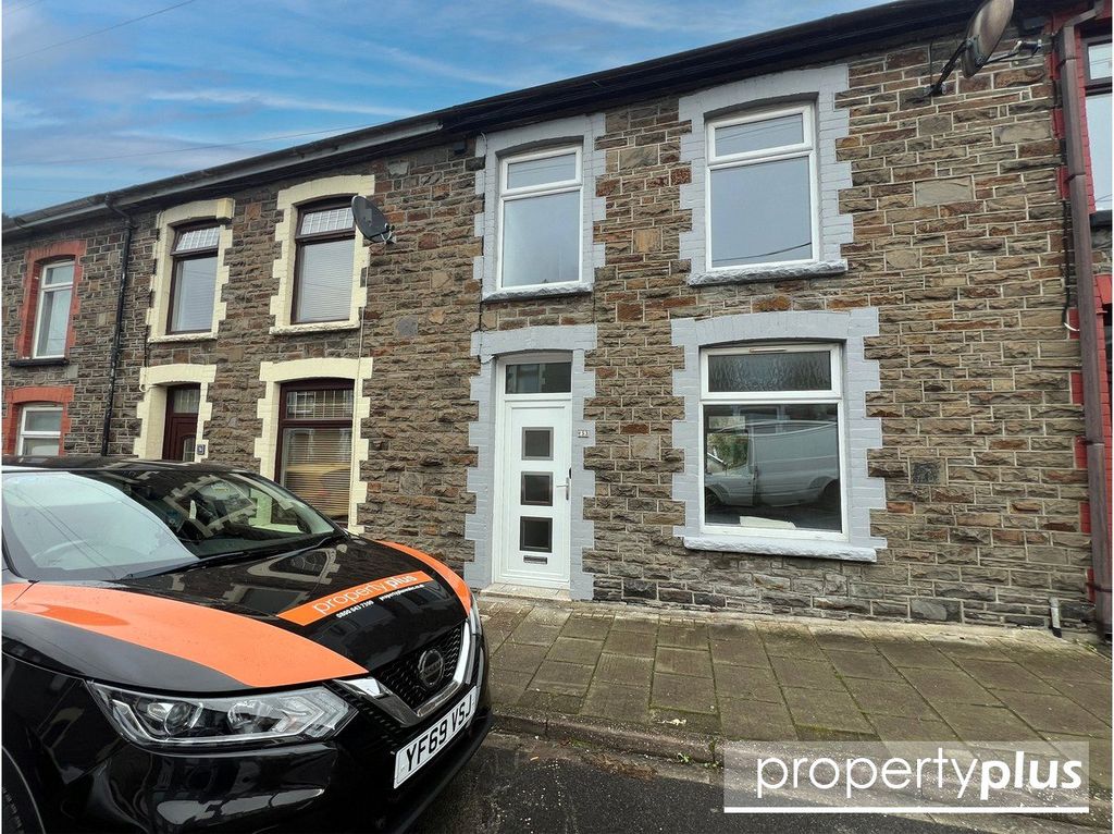 Property photo 1 of 17 Picture No. 04