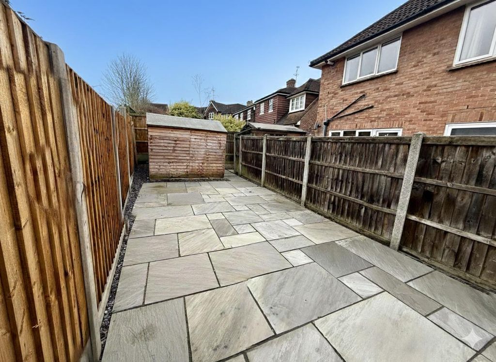 Property photo 2 of 7 Externally