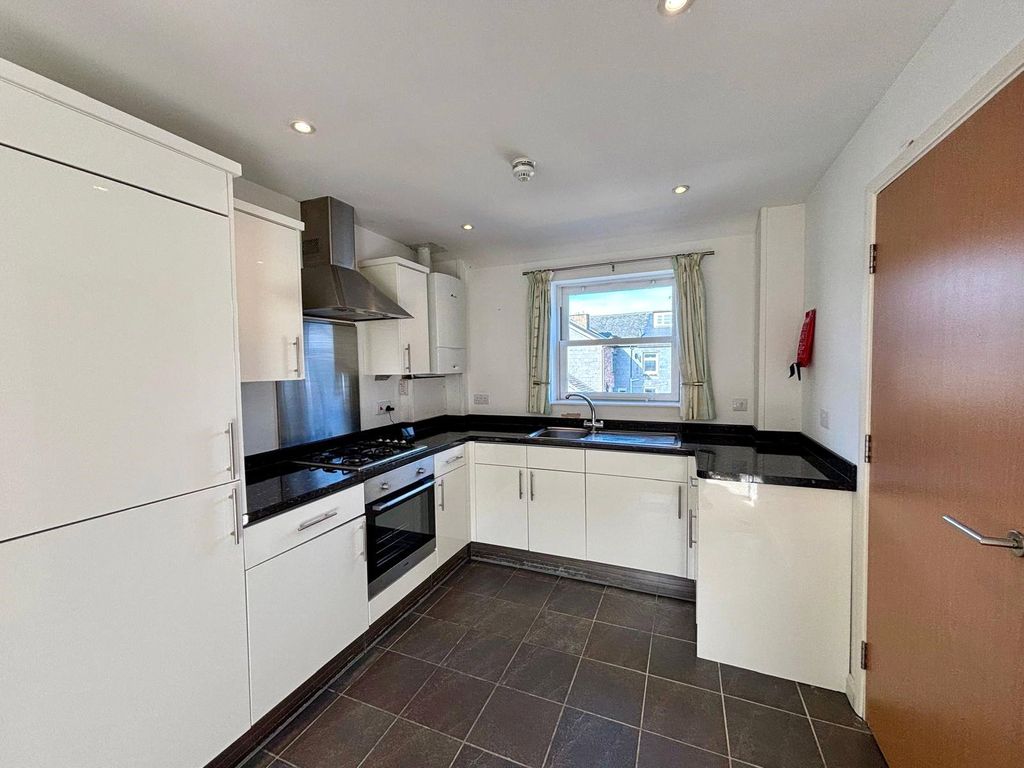 Property photo 3 of 5 Picture No. 10