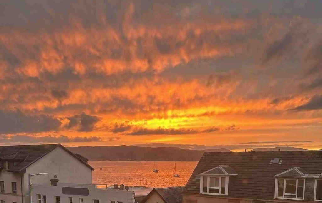 Property photo 2 of 25 Gourock 37c 2.Jpg