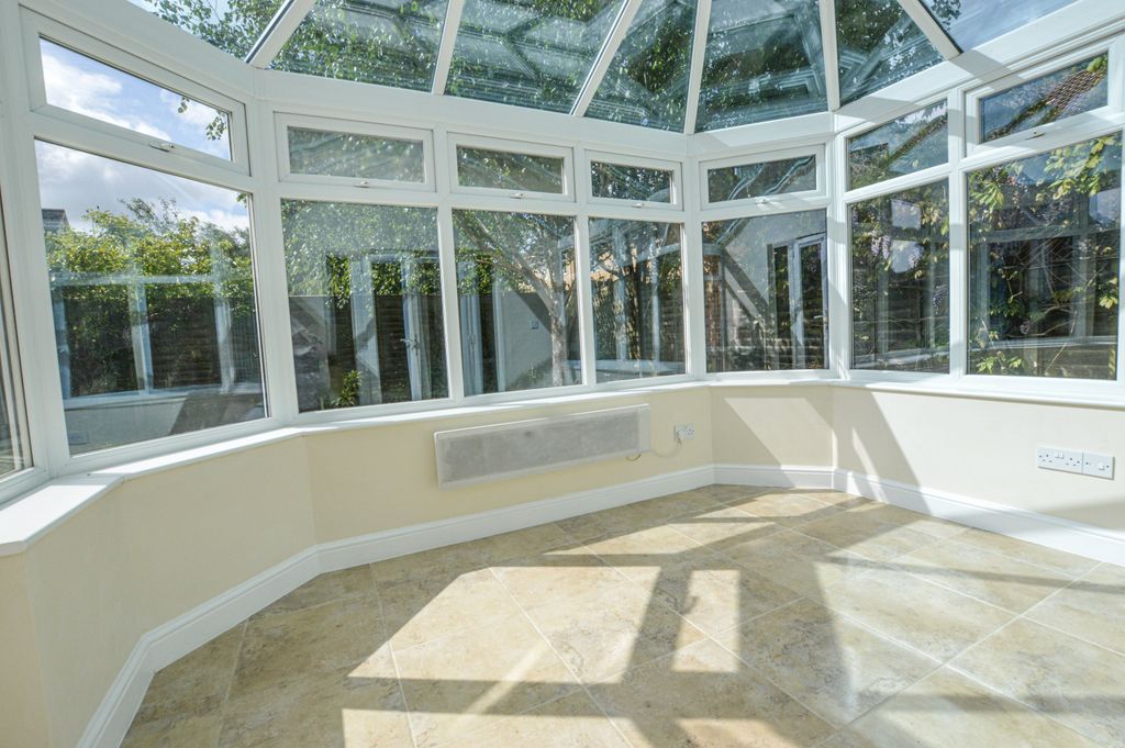 Property photo 3 of 13 5-Dsc_1998