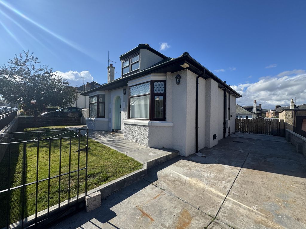 Property photo 3 of 56