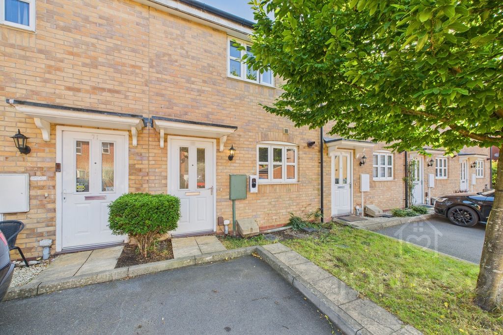 Property photo 1 of 12