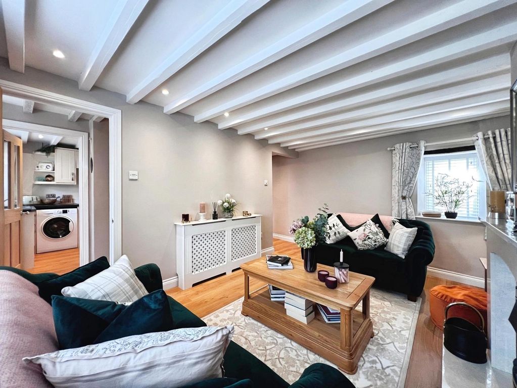 Property photo 2 of 15 Pbox-Img.Jpg
