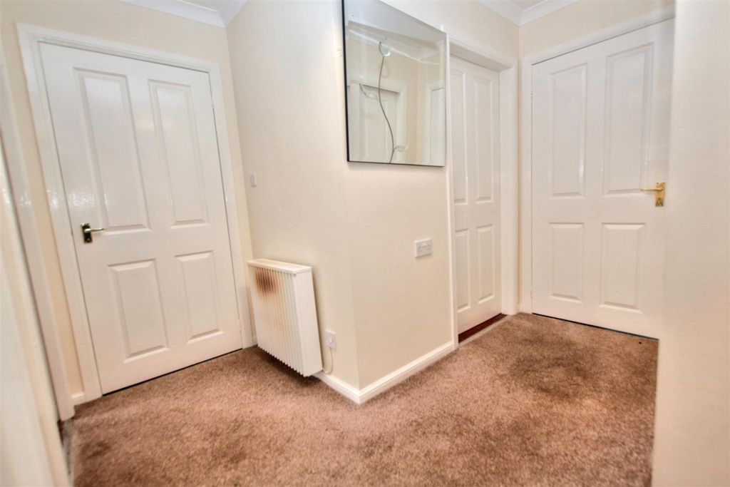 Property photo 2 of 8 Img_0004.Jpg