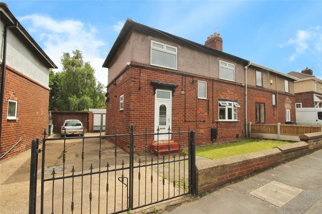 Property photo 1 of 15 Front
