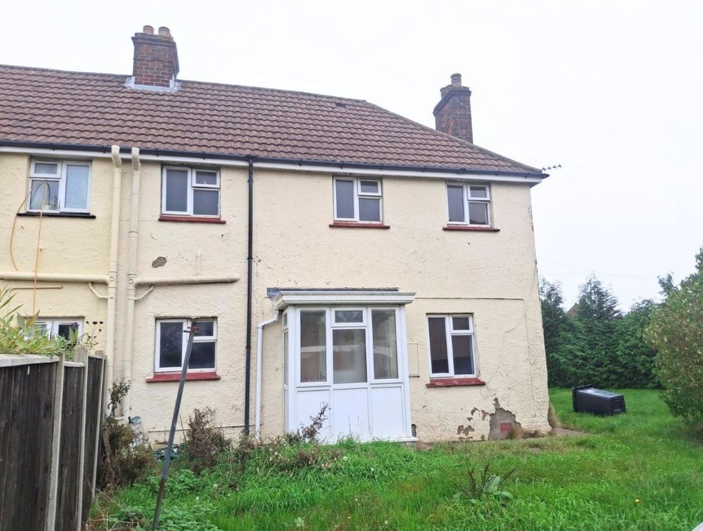 Property photo 2 of 11