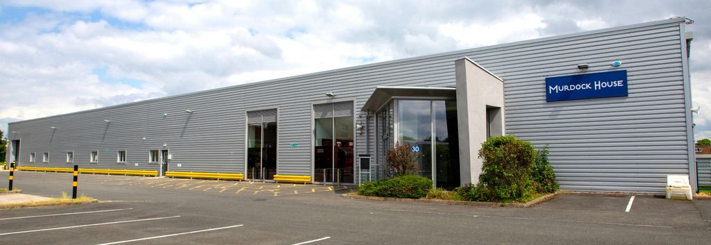 Property photo 1 of 6 30 Murdock Road Bicester External.Jpeg