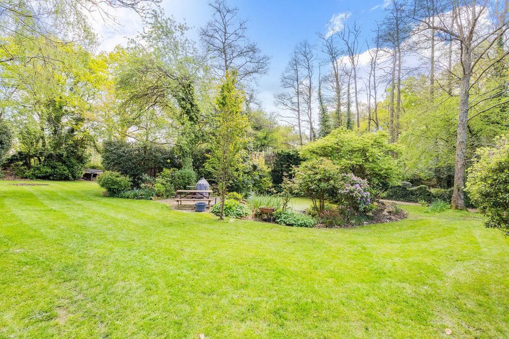 Additional image 19 of 3 bed end terrace house for saleEast Grinstead Road, Lingfield RH7