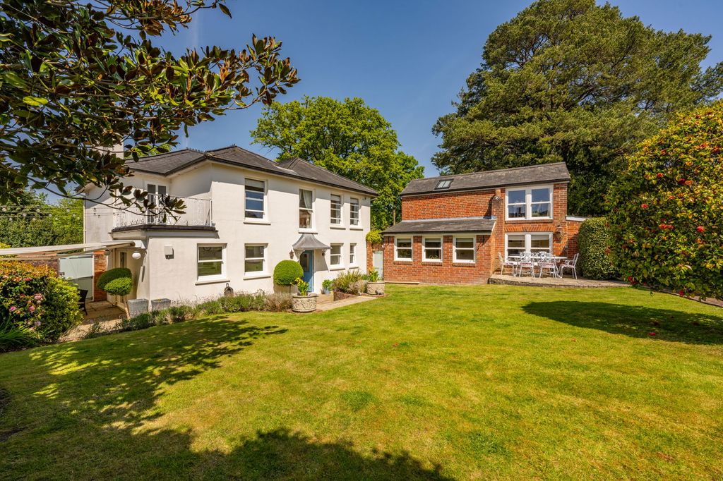 Property photo 1 of 56