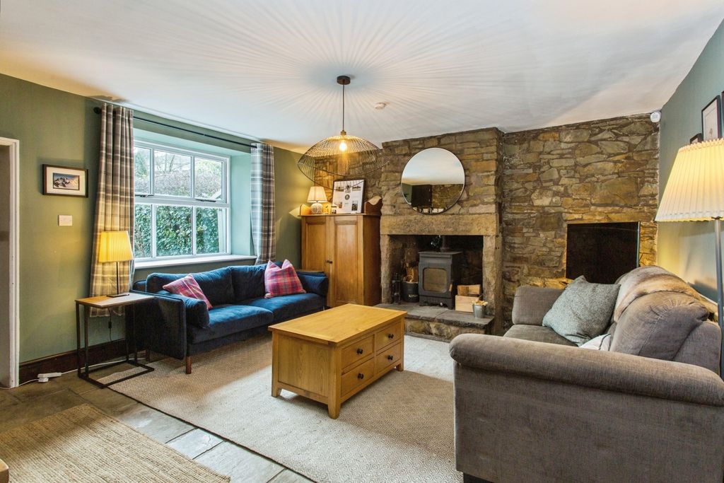 Property photo 2 of 21 Pbox-Img.Jpg