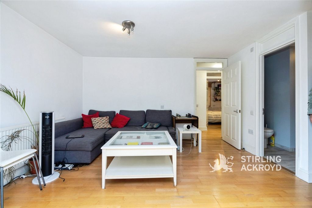 Property photo 2 of 14 Reception Room