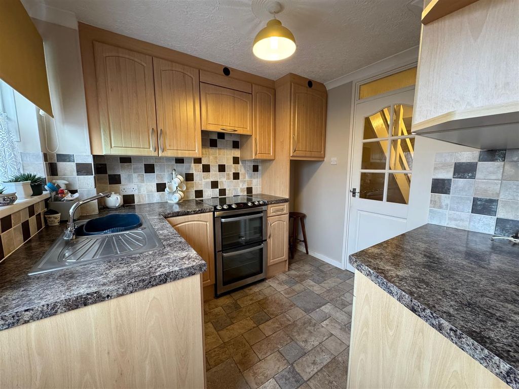 Property photo 3 of 17 Img_1034.Jpeg