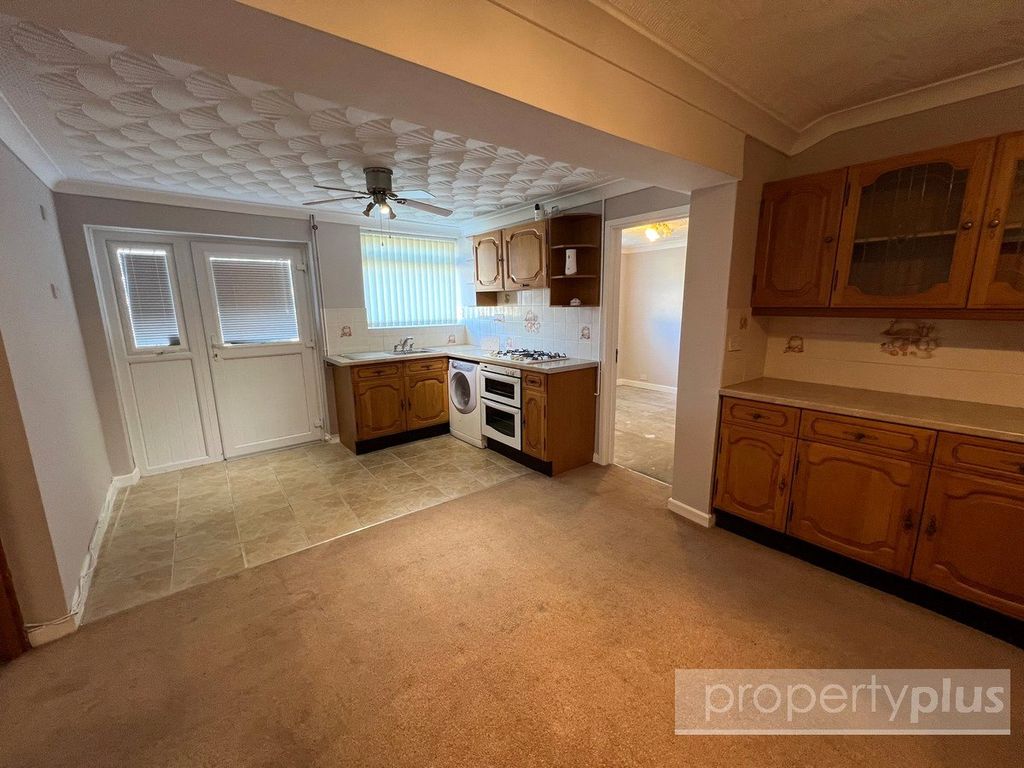 Property photo 3 of 18 Picture No. 17