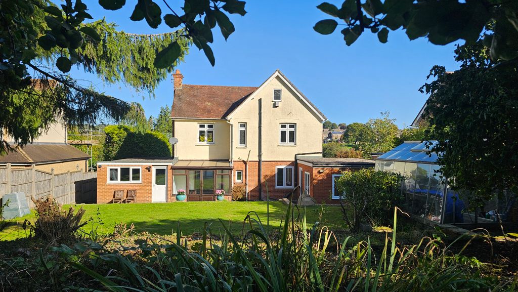 Property photo 1 of 21